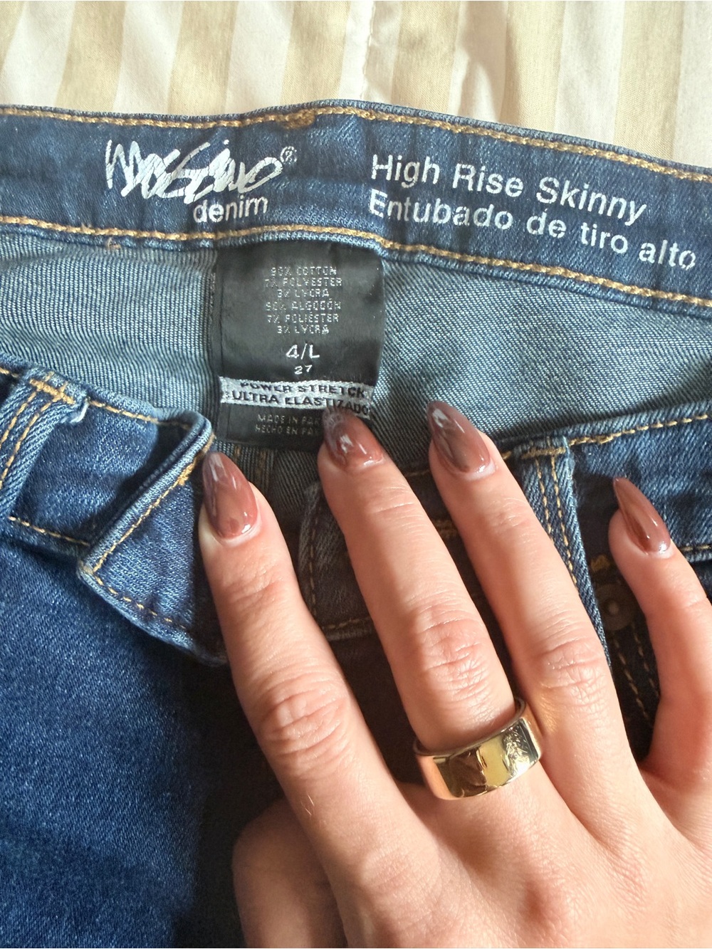 Mossimo Supply Co. High Rise Skinny Jeans in Dark Blue - Picture 2 of 2